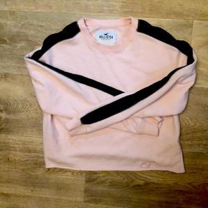 HOLLISTER crop top sweatshirt (pale pink && black)